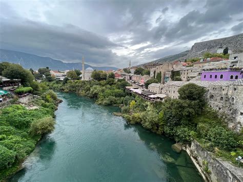 The Hidden Beauty of Bosnia: Unveiling the Allure of Bosnian。